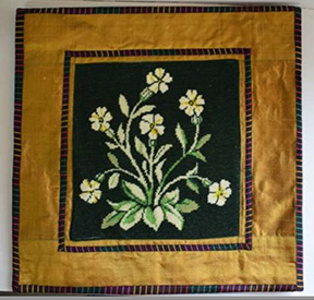 Cushion Cover
(Mattie-Flower))
